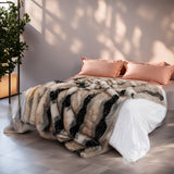 Faux Fur Throw Blanket Super Soft and Cozy Plush Blanket for Bed and Couch, All Season Blanket for Home Decor