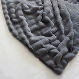 Inchgrass Comfort Luxury Wave shape pattern Faux Fur Throw Blanket - Super Soft, Fluffy, Warm, Cozy, Plush, Fuzzy, Thick, Large - for Couch, Sofa, Living Room or Bed - Fall & Winter Accessories - 79''X87'' (Gray)