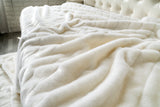 Inchgrass Faux Fur Blanket Double Blanket for Beds, Sofas and Sofas-White horizontal strips, fluffy soft furnishings, comfortable furry furry, warm and thick as a gift 150cmX200cm